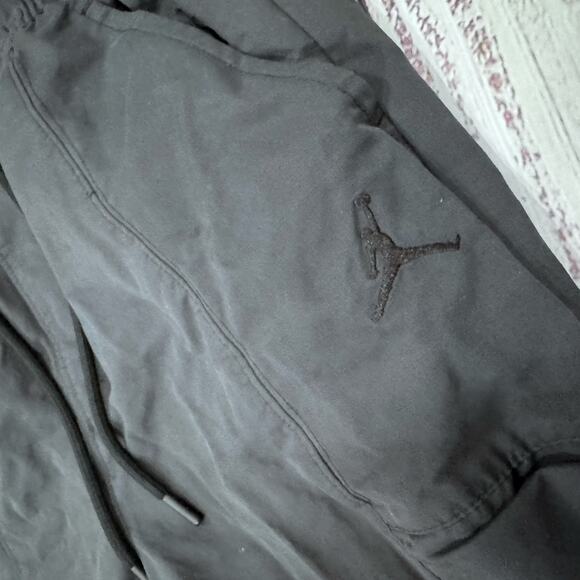 Jordan Essentials Cargo Joggers Black FN4539-010 Men’s Small - Picture 6 of 9